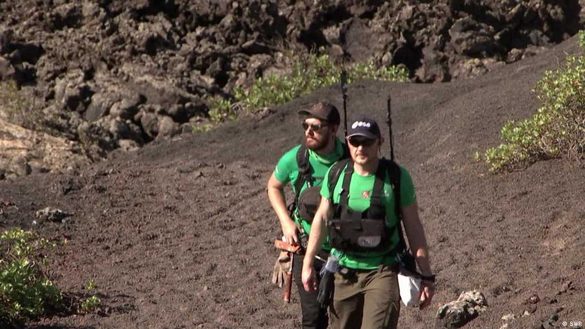 स्पेनी द्वीप पर कैसे कर रहे हैं अंतरिक्ष यात्री चांद पर जाने की ट्रेनिंग